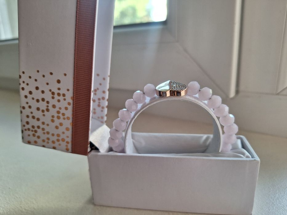 Луксозна подаръчна гривна