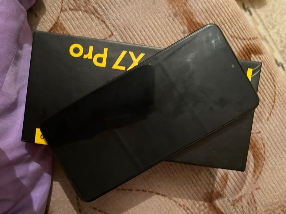 POCO X 7 PRO 12/512 Можно и обмен