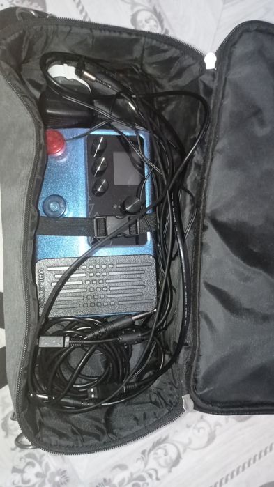 Squier Stratocaster + комбик + процессор