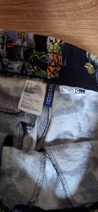 Pantaloni rick and  morty