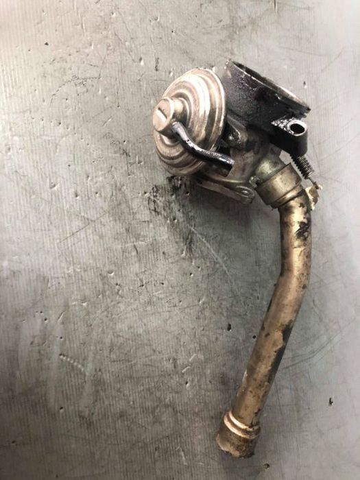 supapa egr  2.2 cdi mercedes c-class w203