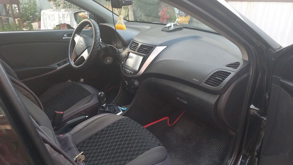 Продам Хундай Акцент 2014 г