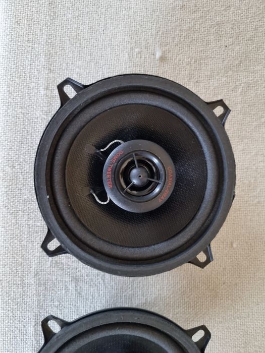 Difuzoare Unistar auto. 8 ohms, 40 watts, 13 cm. Impecabile