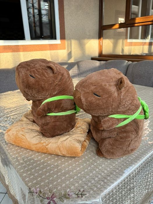 Игрушкии.   С пледом и без