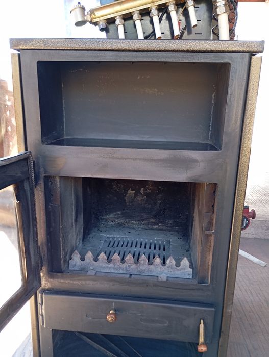 Камина с водна риза