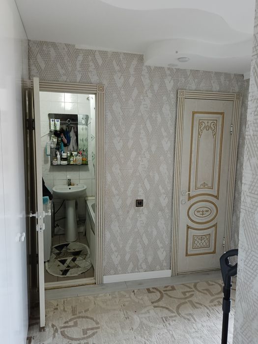 Продам 3 комнатную  квартиру