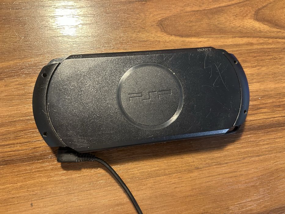 PSP E1004 cu mic defect
