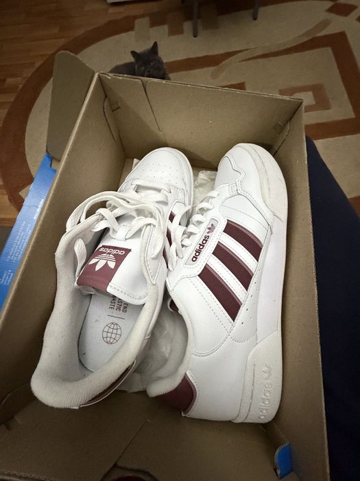 Adidasi adidas continetal 80 stripes nr 42,5