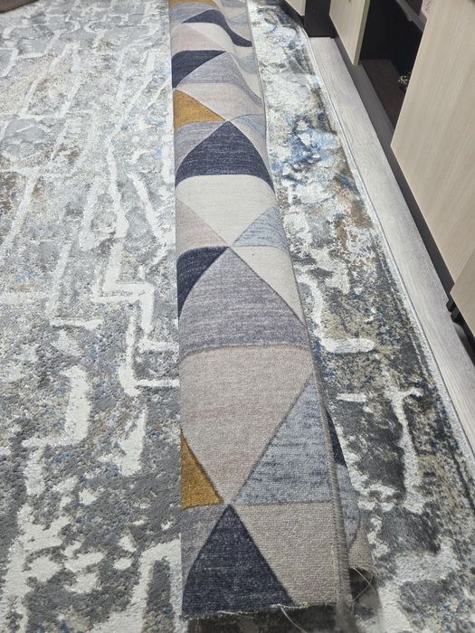 Продам ковролин Срочно