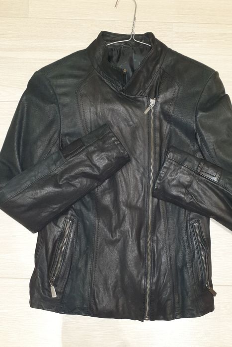 Дамско кожено яке