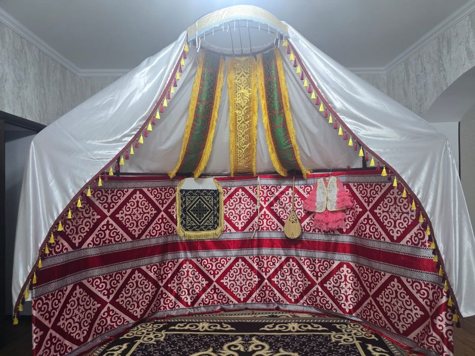 Жарты киіз үй  сатылады