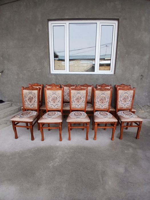 Prakat ga stol stul chinni zontik (4×8) prakatga beriladi