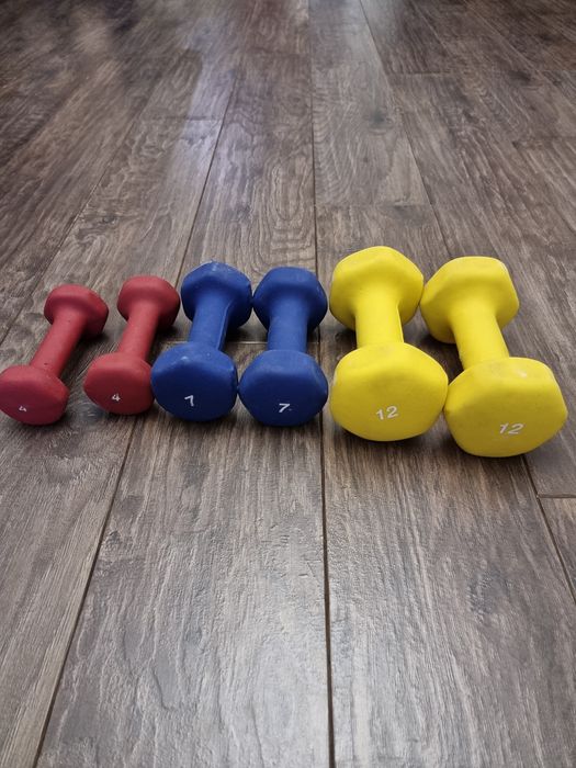 Продам Гантели спорт