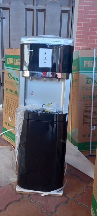 Кулер Бона 118la  бесшумный и экономичный + 3 ×19л  бесплатно