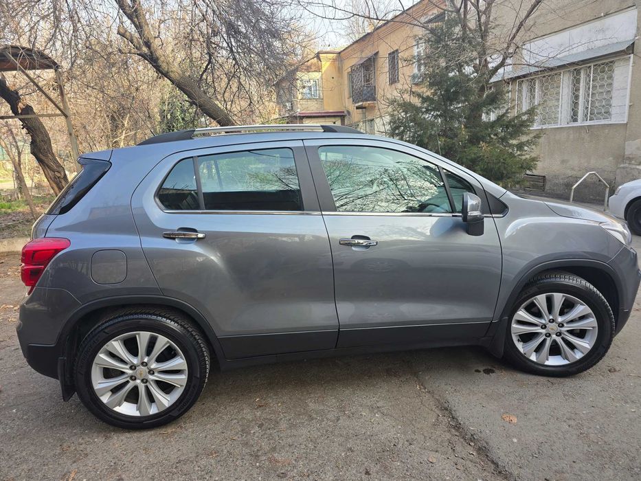 Chevrolet Tracker Premier 2020 г. 50,000 км пробег
