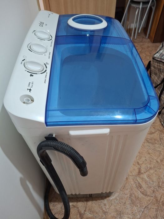 Продам стиральную машину.