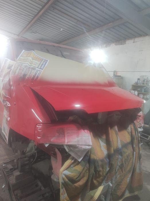 Боядисване и полиране изкърпване на коли