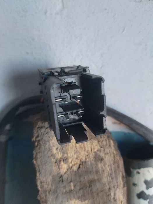 Продам,Кнопка аварийки фольсваг