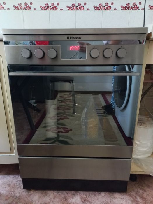 Продам плиту Hansa, ханса