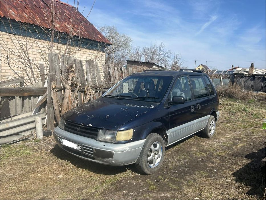 Mitsubishi RVR, 1995