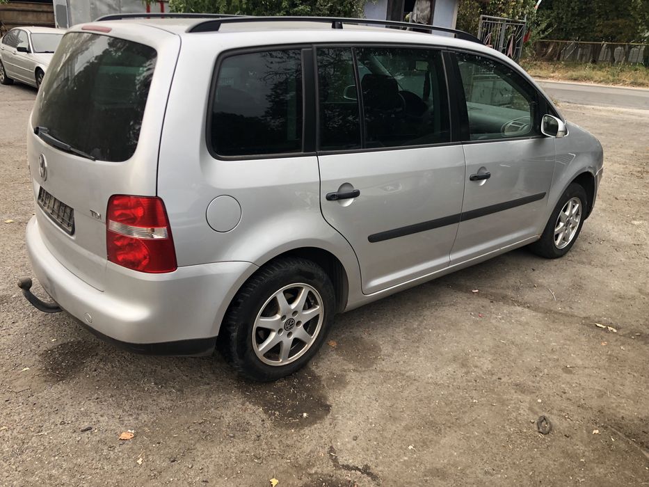 VW Touran 1.9 НА ЧАСТИ