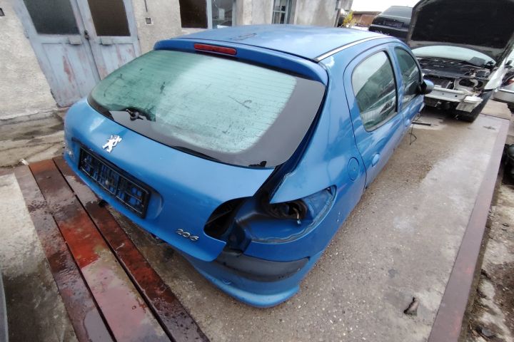 Bara spate Peugeot 206 2003 1.1 MT (60 hp)