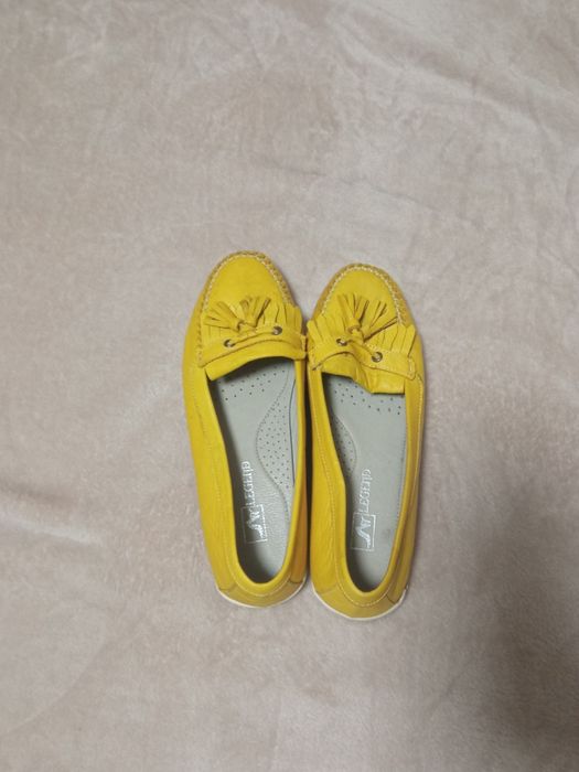 Дамски обувки39 номер