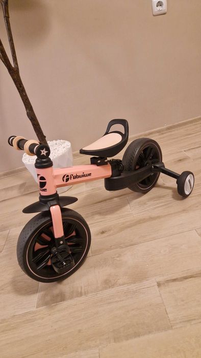 Детско колело с помощтни колела