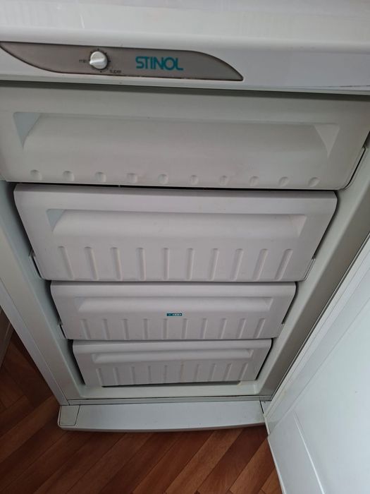 Продам морозильную камеру