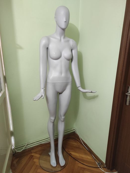 De vânzare manechin