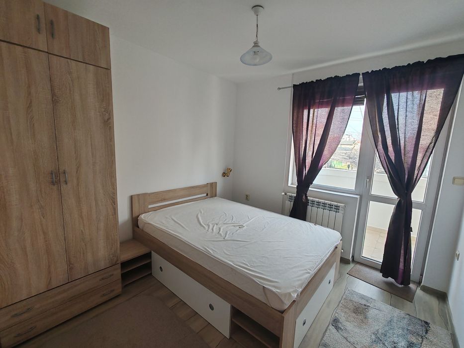 Дава се под наем Четиристаен апартамент в Бургас, Сарафово - 150 кв.м за 1097.01 € - Снимка #11