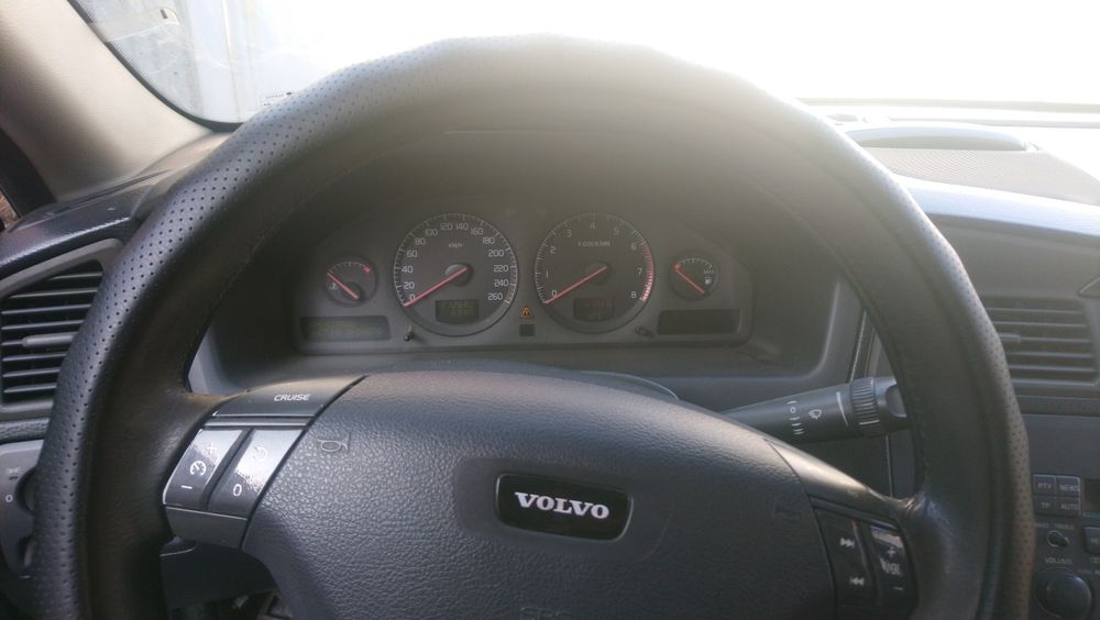 Продам VOLVO S60