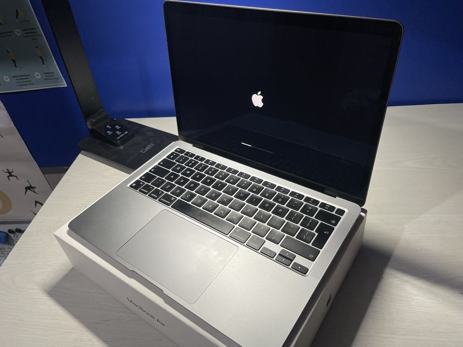MacBook Air M1 2020 256GB / 8GB Space Gray