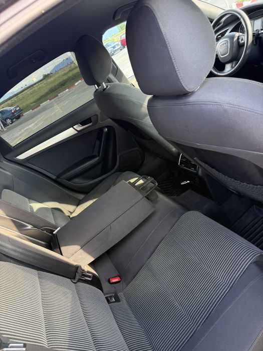 VAND AUDI A4 b8 in stare foarte buna