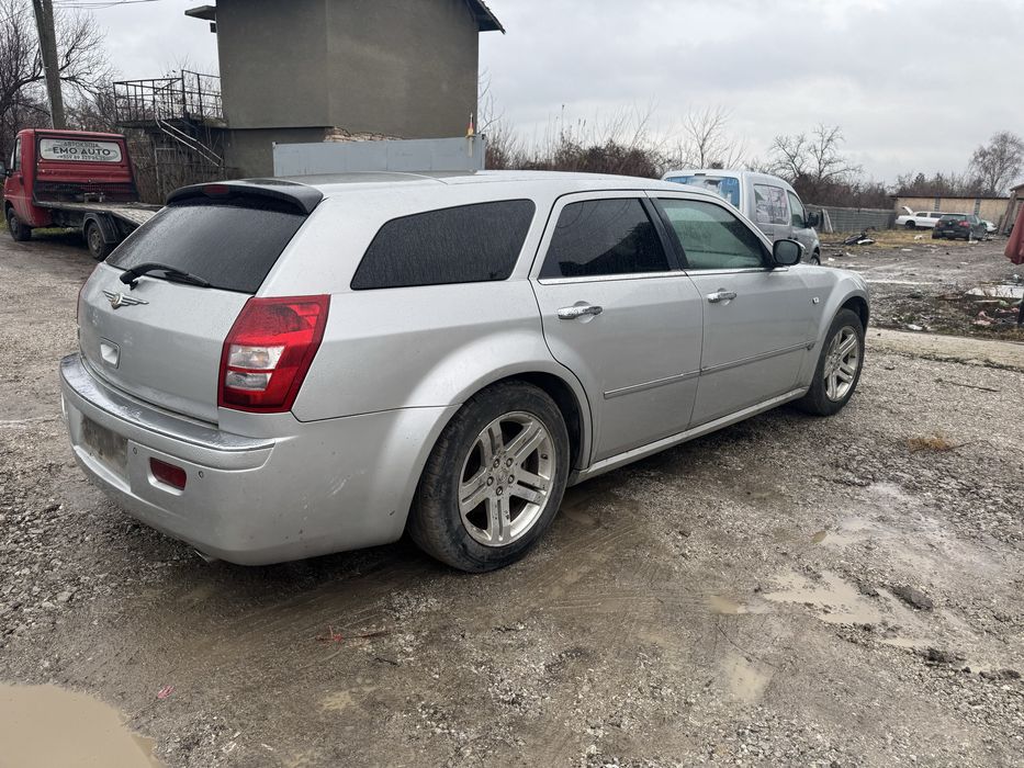 Chrysler 300c автмоатик 2010 Г само на части