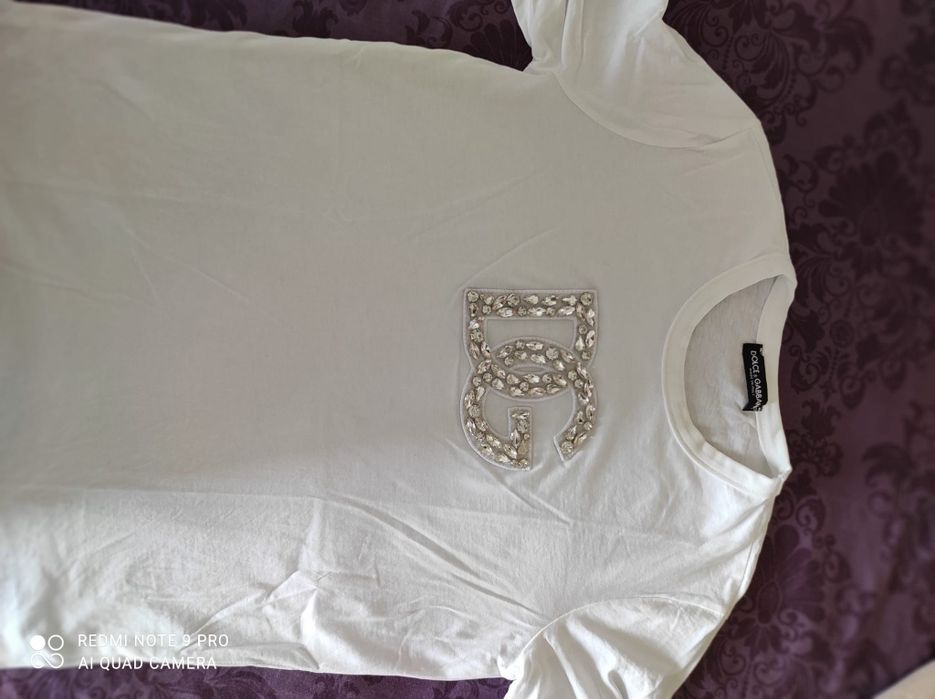 Продавам Тениски