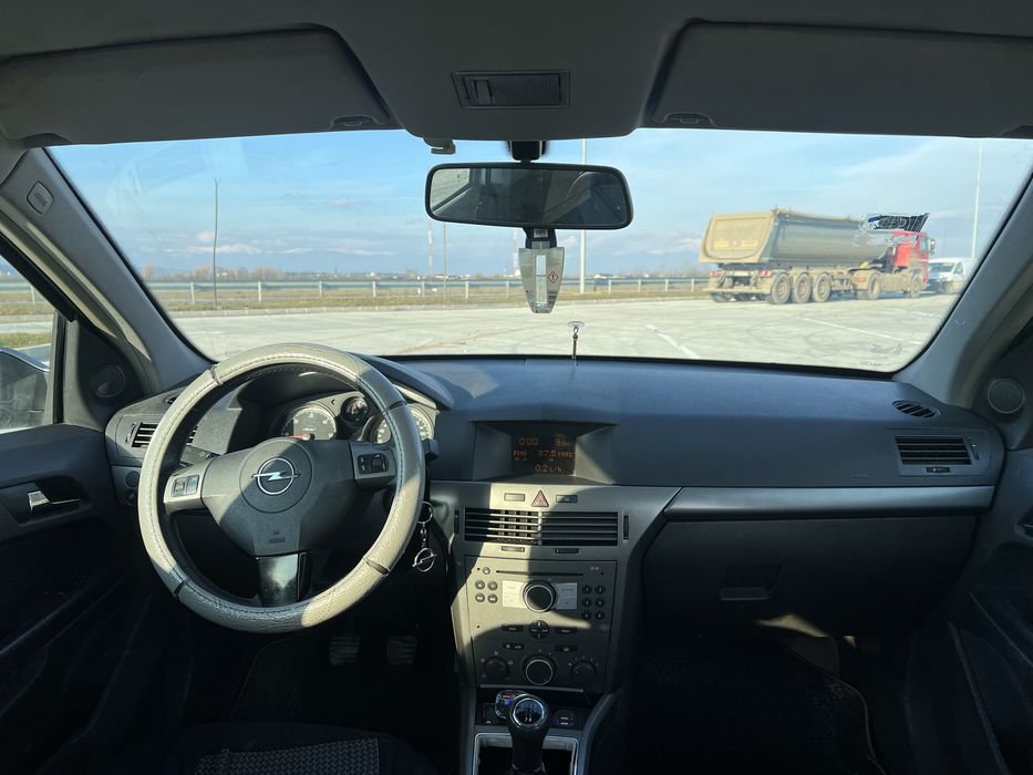OPEL Astra 2005 — imagine 4