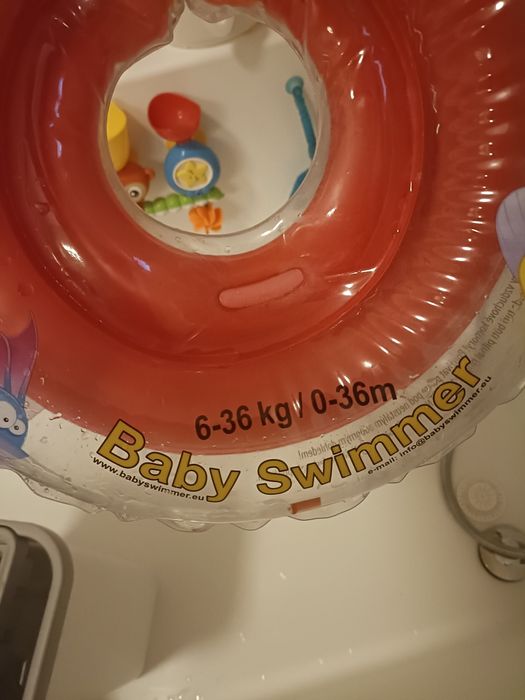 Colac pentru bebelusi, gat