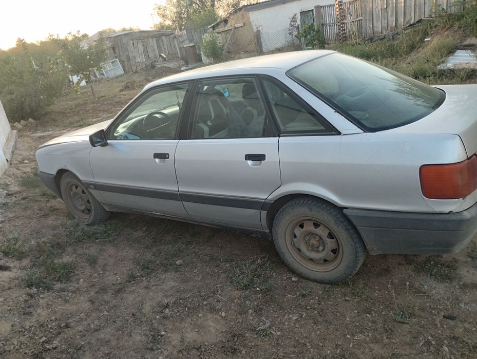 Продам Ауди 80 1990
