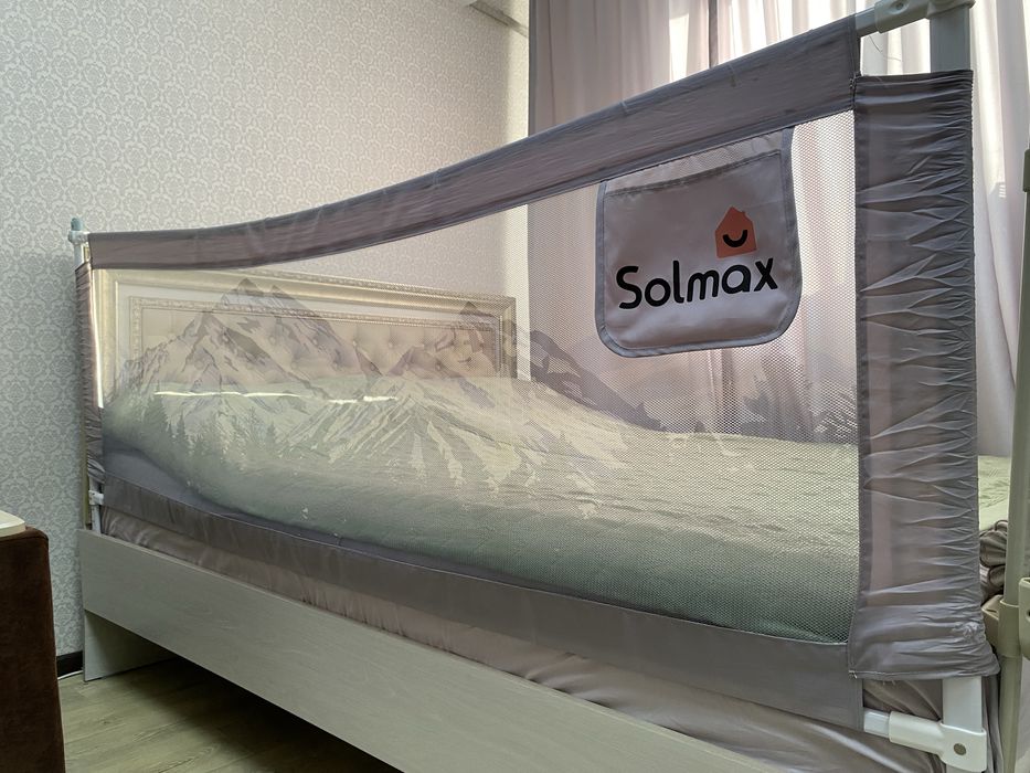 Бортик на кровать