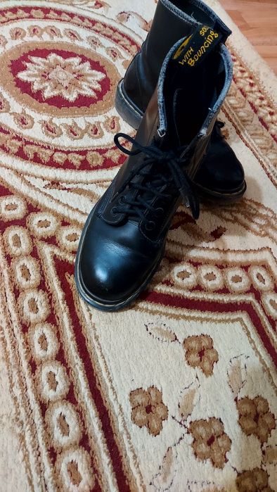 Ботинки кожа 39 размер 10000т