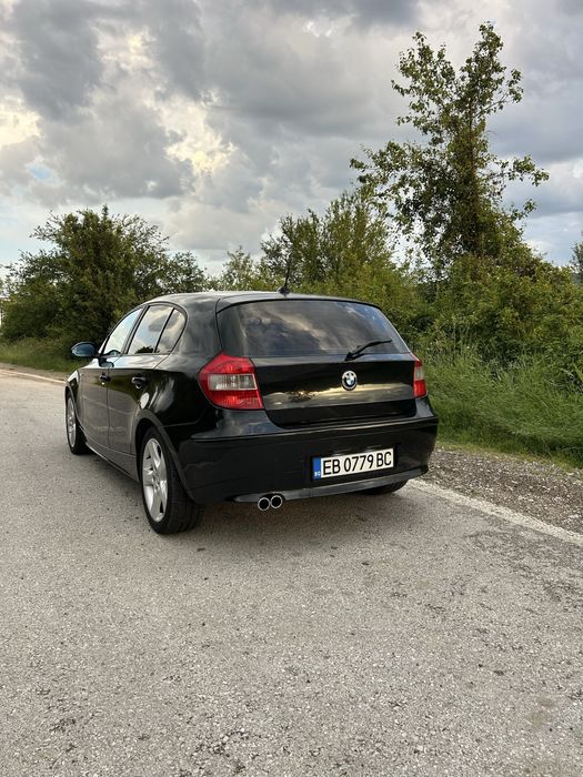 Продавам BMW 118D
