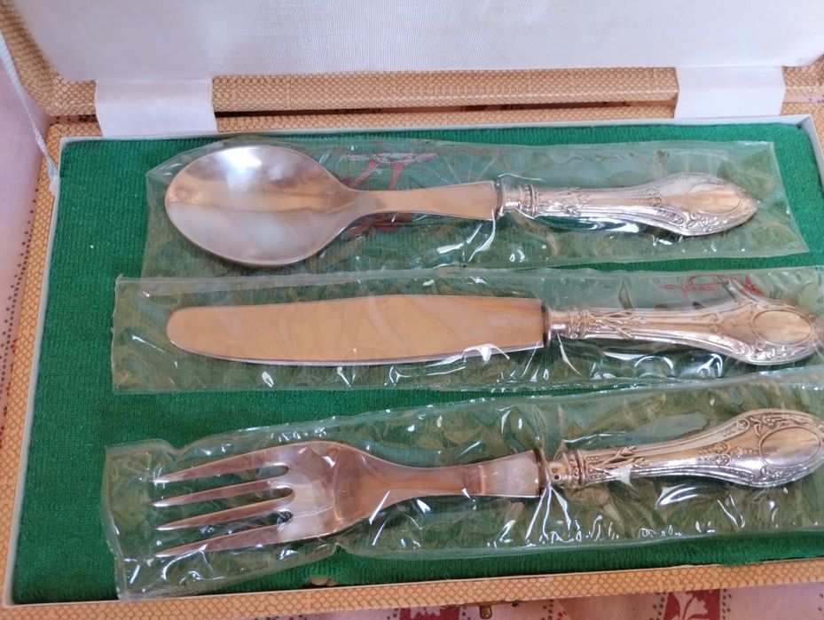 Set tacâmuri argint 835