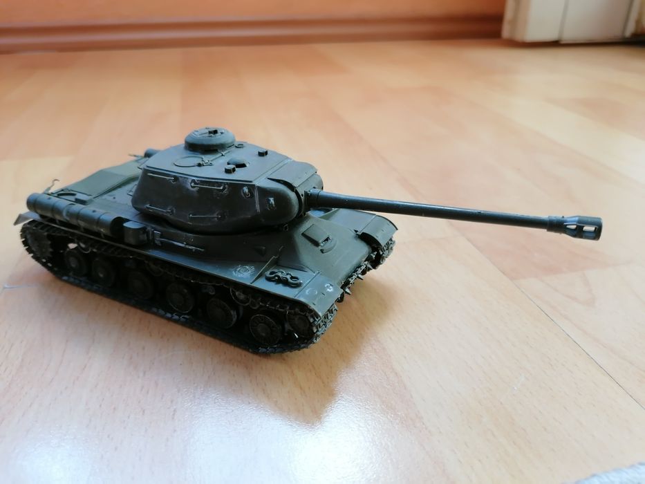 Танк IS2 макет1/48