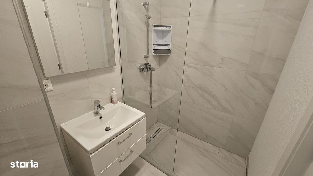 Închiriez Apartament 3 camere -0 Comision- Cartier Rezidențial Vest