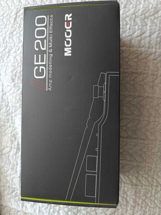 Процесор Mooer GE200