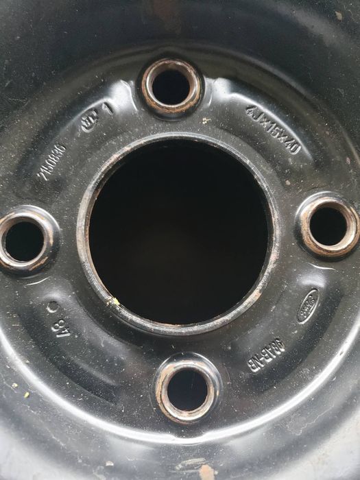 Резервна гума 4 болта