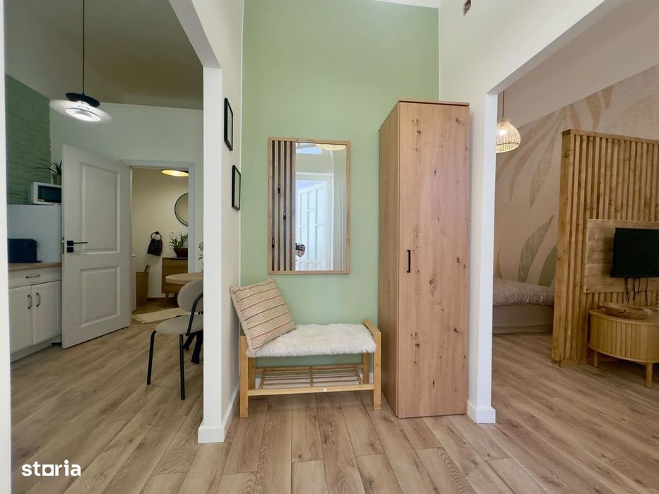 Apartament ultrafinisat, clădire monument istoric – Central