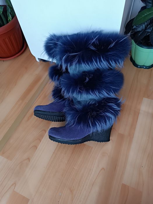 Продам зимние сапоги