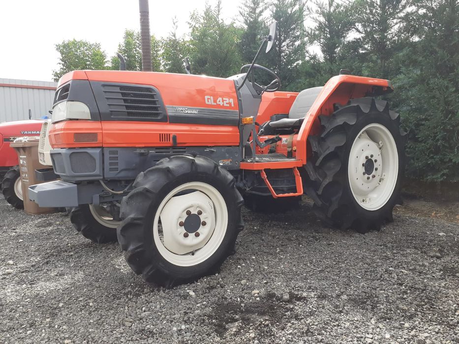 Tractor japonez kubota GL33cp 4x4 Model nou